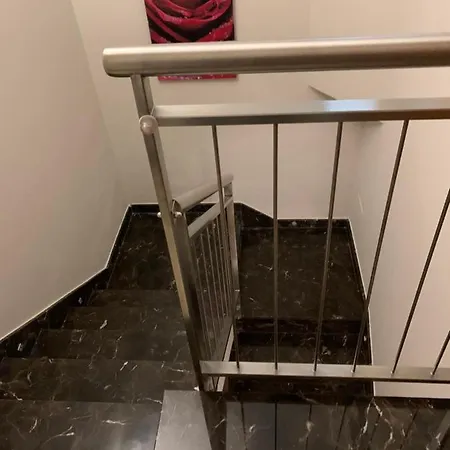 Topputo Accomodation Florence * גרבינה אין פוליה